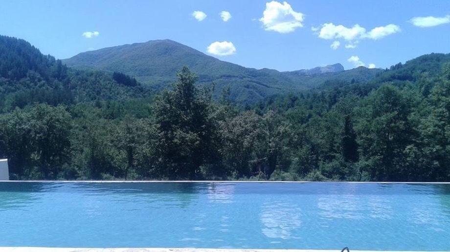 Villa Il Mulin Vecchio à Camporgiano Extérieur photo